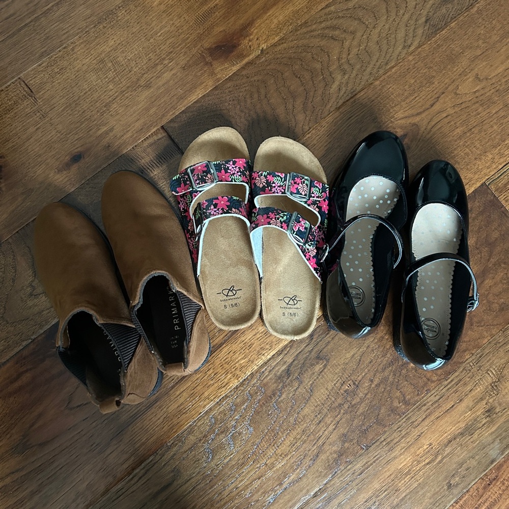 Size 5/6 Shoe Bundle - Set of 3 - Sandal, Dress Shoe, and Ankle Boots